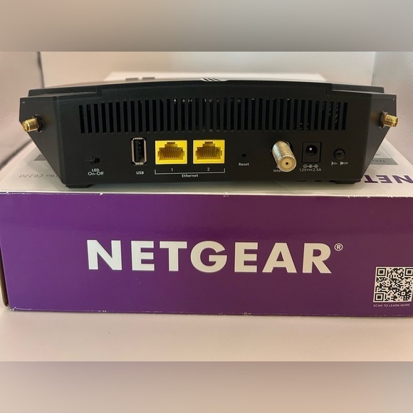 AC 1200 WiFi Cable Modem Router - 802.11 ac Dual Band Gigabit - Up to 340 Mbps - Picture 13 of 16